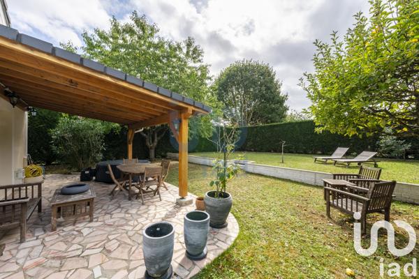 Maison à vendre 7 pièces 150 m² Lieusaint