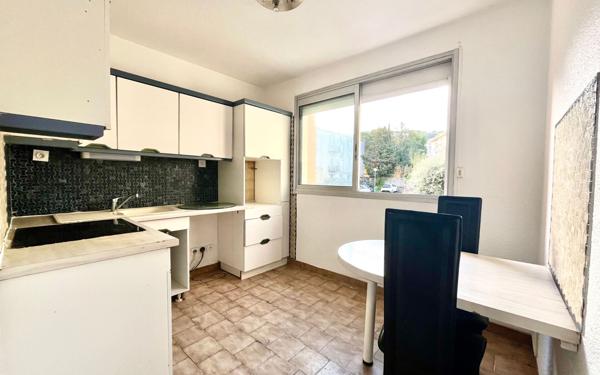 Appartement à vendre    2 pièces •  Sète