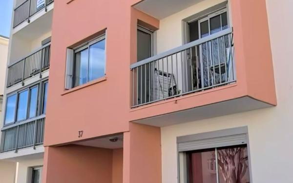 Appartement à vendre    2 pièces •  Sète