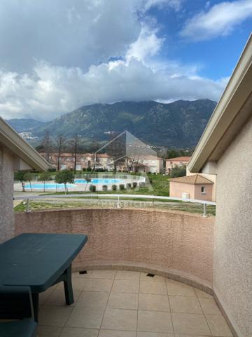 Appartement T2  dans résidence avec piscine et jardin