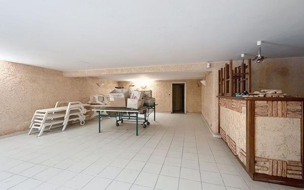 Maison à vendre    5 pièces •  Valbonne