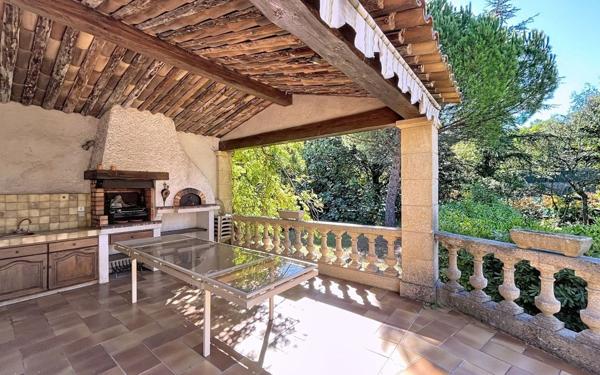 Maison à vendre    5 pièces •  Valbonne