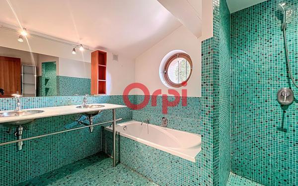 Maison à vendre    4 pièces •  Le Plan-de-la-Tour