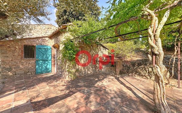 Maison à vendre    4 pièces •  Le Plan-de-la-Tour