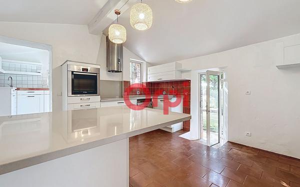 Maison à vendre    4 pièces •  Le Plan-de-la-Tour