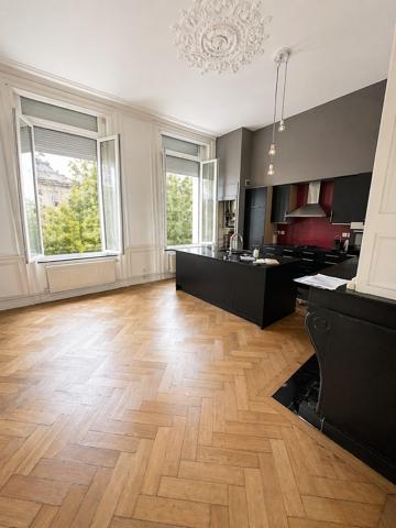Appartement entiérement rénové