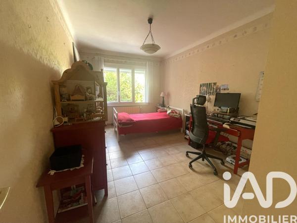 Maison à vendre 8 pièces 213 m² Alès