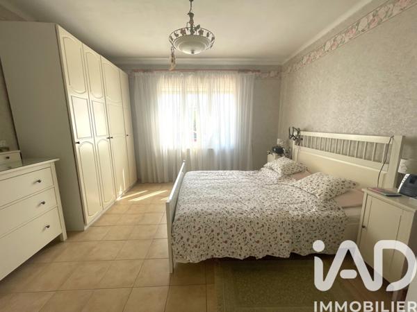 Maison à vendre 8 pièces 213 m² Alès