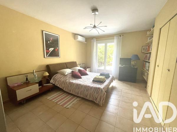 Maison à vendre 8 pièces 213 m² Alès