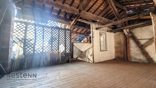 Immeuble à rénover avec potentiel de six appartements secteur Boussens