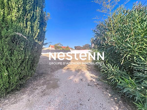 A VENDRE - SAINT ESTEVE - TERRAIN CONSTRUCTIBLE