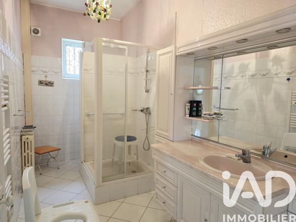 Maison à vendre 6 pièces 159,19 m² Tonnay-Charente