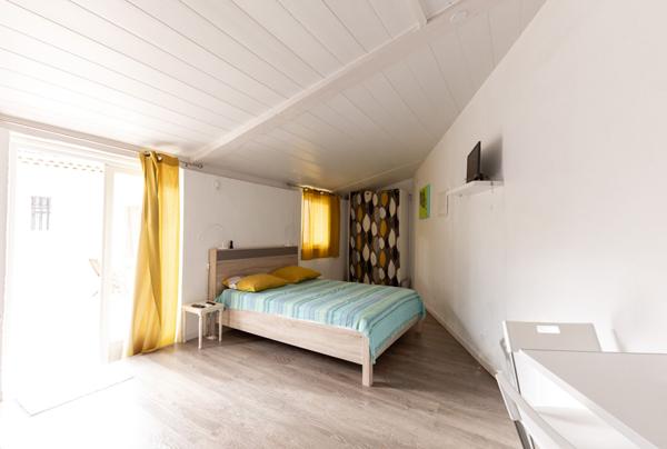 Maison spacieuse et lumineuse avec studio vue imprenable Tanneron