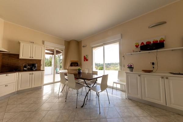 Maison spacieuse et lumineuse avec studio vue imprenable Tanneron