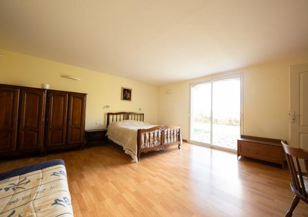 Maison spacieuse et lumineuse avec studio vue imprenable Tanneron