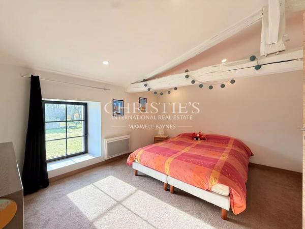 Un Domaine de moulin historique rare, entièrement restauré, au cœur de la Charente