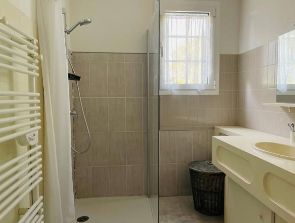 Maison landaise T4 sur sous sol complet sur terrain 1447 m²