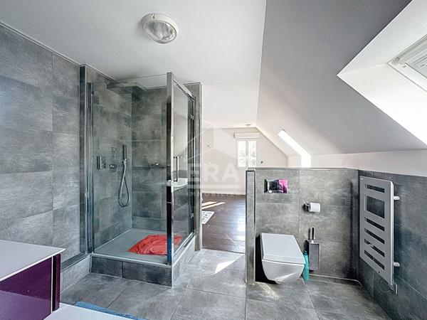 LAMORLAYE  Maison familiale récente  DPE B