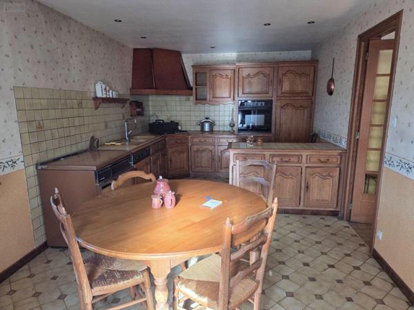 Maison à vendre à Saint-Fraimbault-de-Prières en Mayenne (53300), ref : 53075/FC66