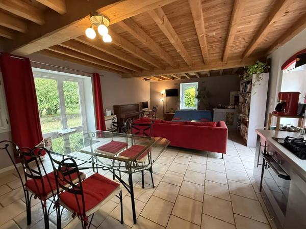 Charmante maison en pierre avec beau parc
