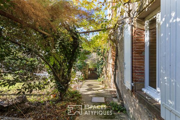 Ensemble immobilier de charme avec gîtes en pleine campagne tarnaise