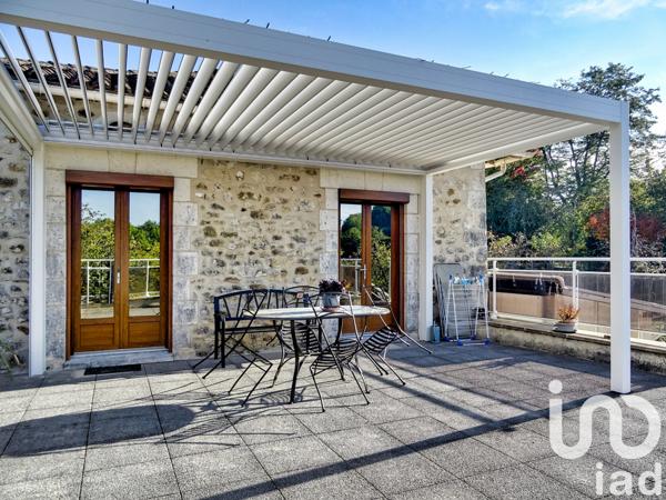 Maison à vendre 11 pièces 246 m² Sainte-Croix-de-Mareuil