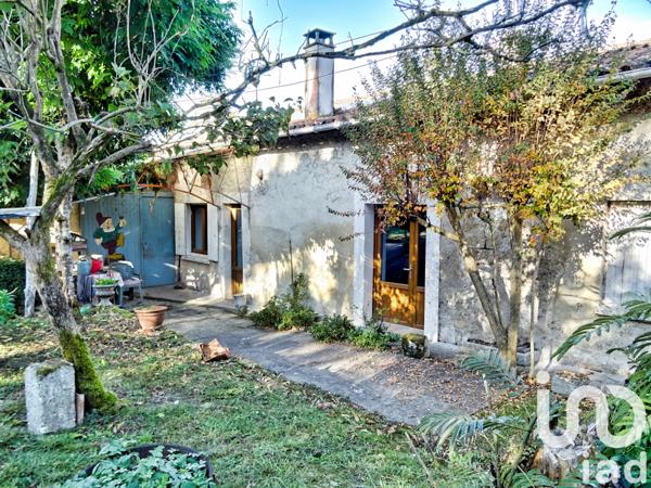 Maison à vendre 11 pièces 246 m² Sainte-Croix-de-Mareuil