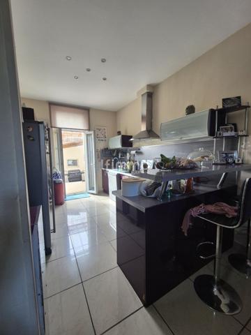 Maison 77M2 + 29 M2 sous-sol 450M2 terrain 13008 Mazargues