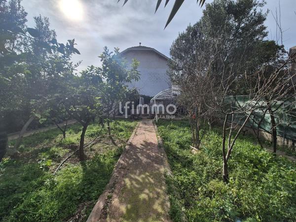 Maison 77M2 + 29 M2 sous-sol 450M2 terrain 13008 Mazargues