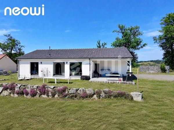 AYRENS – Maison contemporaine avec étang privé, un véritable havre de paix