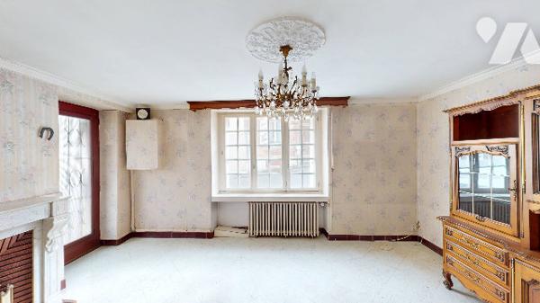 A vendre à AVIZE - Maison avec garage et extérieur