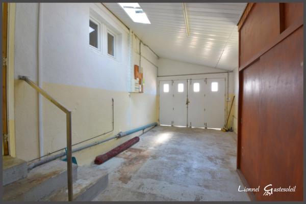 Maison à vendre 3 chambres et deux garages à Pineuilh en Gironde