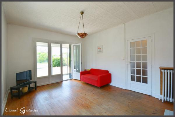 Maison à vendre 3 chambres et deux garages à Pineuilh en Gironde