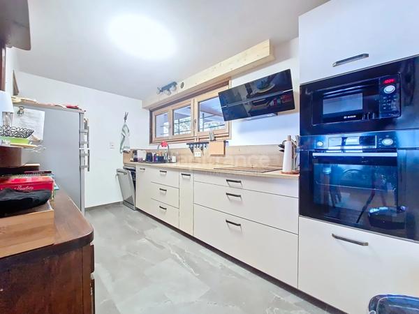 Demi Chalet à vendre 5 pièces LES CONTAMINES MONTJOIE (74)