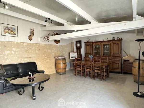 Maison 121 m² à Vernoil-le-Fourrier 49390