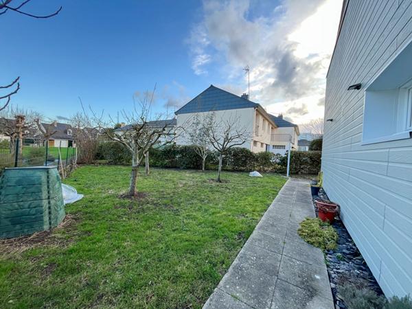 A VENDRE - MAISON 3 CHAMBRES ET DEUX STUDIOS AMENAGES AVEC JARDIN