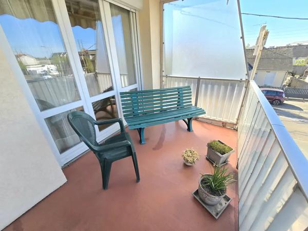 Appartement lumineux avec grand balcon