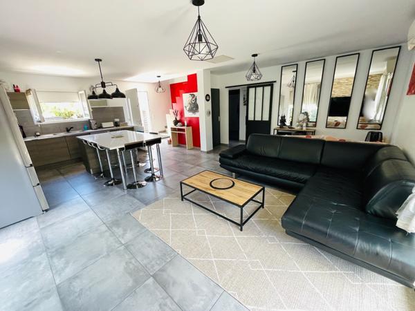 VILLA T4 RT2012 Avec JARDIN ET GARAGE