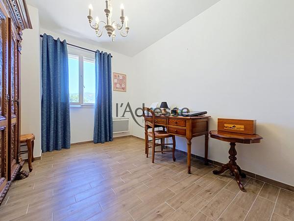Magnifique Villa 4 pièces 115m² avec piscine à Grasse Saint-Jacques
