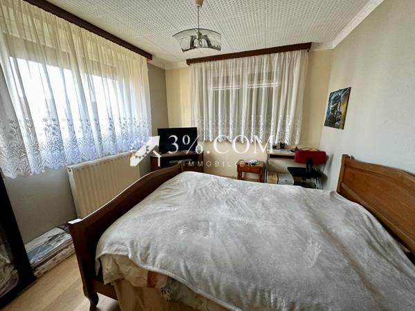 Maison de village 5 pièce(s) 3 chambre(s) 115 m²