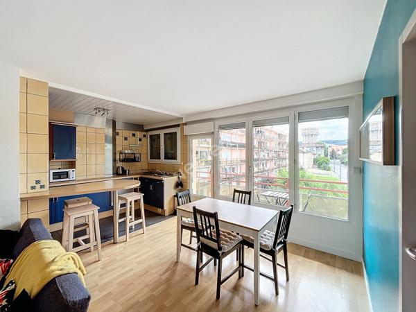 Appartement Vandoeuvre Les Nancy 4 pièce(s) 66.12 m2- T4 meublé et équipé - Proche transport