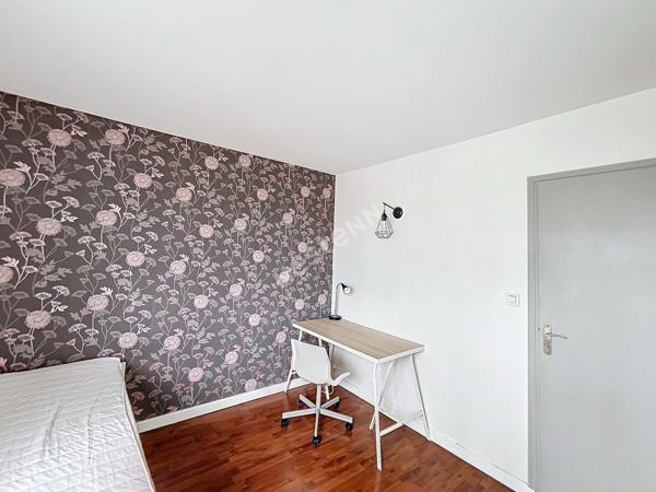 Appartement Vandoeuvre Les Nancy 4 pièce(s) 66.12 m2- T4 meublé et équipé - Proche transport