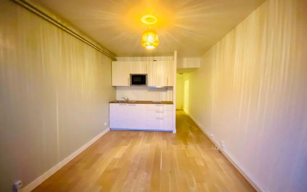 Appartement à vendre    1 pièce • 24,23 m2 Bailly