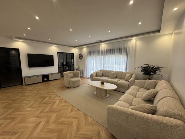 Gaillac . Maison de +/- 124 m²