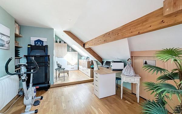 Appartement à vendre    4 pièces • 102,41 m2 Chevry-Cossigny