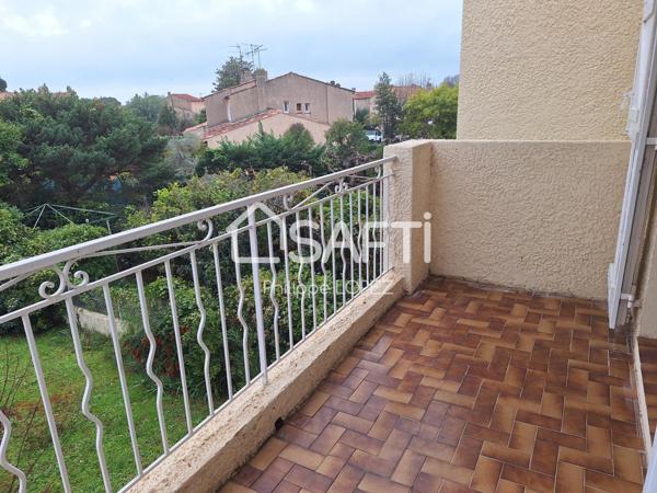 A proximité de la plage des Lecques appartement avec Terrasse