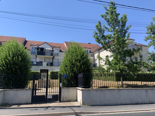 Appartement
                                                                                                                                                                                                                                                                                                                        1 pièce(s)                                                                                                                                                                                                                                                                                                                              24  m²