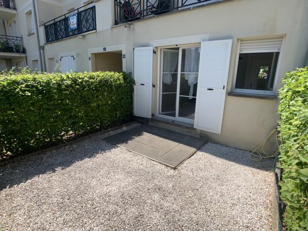 Appartement
                                                                                                                                                                                                                                                                                                                        1 pièce(s)                                                                                                                                                                                                                                                                                                                              24  m²