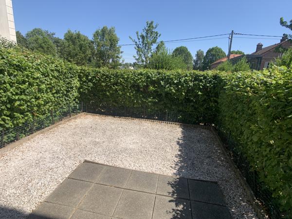 Appartement
                                                                                                                                                                                                                                                                                                                        1 pièce(s)                                                                                                                                                                                                                                                                                                                              24  m²