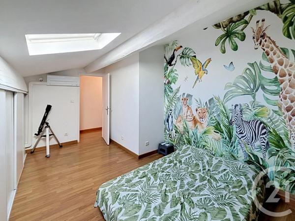 Appartement F3 à vendre  3 pièces - 68,17 m 2   SETE  - 34